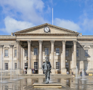 Huddersfield railway station